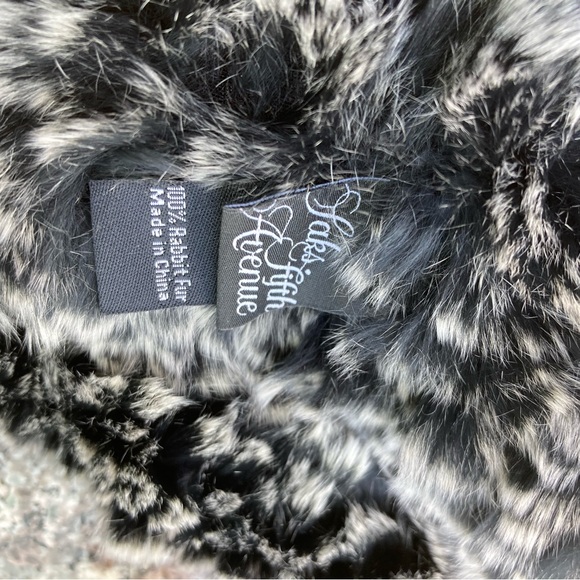 Saks Fifth Avenue 100% Rabbit Fur slouch hat - Picture 4 of 6